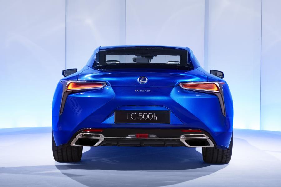  Lexus LC500h 2017 года  (WW) (фото 36 из 40)